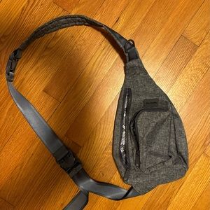 Vera Bradley sling style cross body GRAY